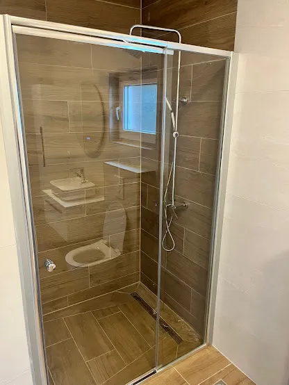 Montaža sanitarije u novom kupatilu: gotovo, fotografija 4