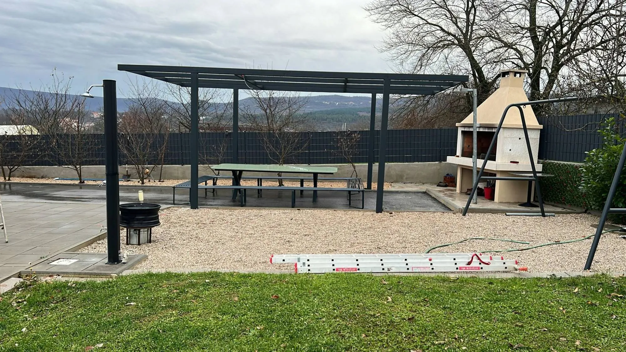 Nadstrešnica u dvorištu: tijekom radova, fotografija 5